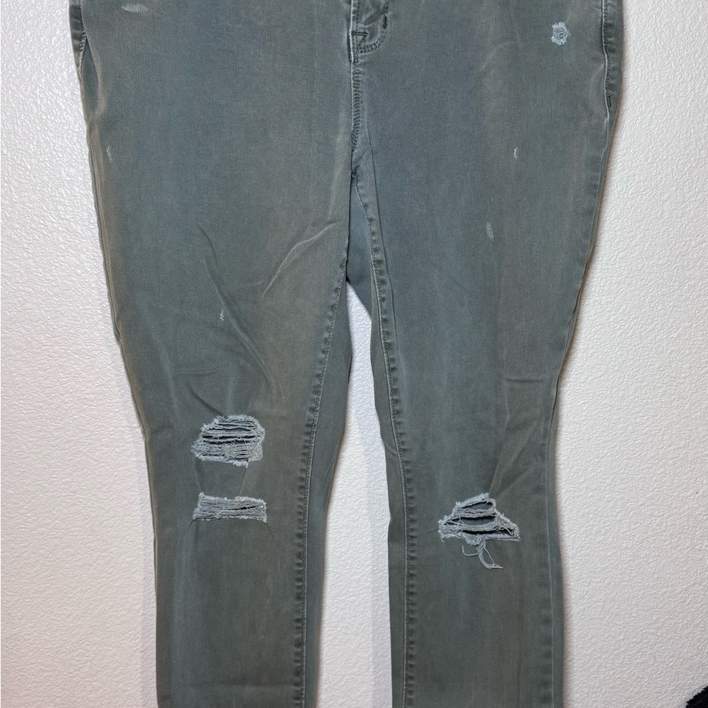 Distressed Green Women's Jeans